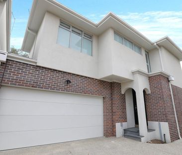 2/60 Kernan Street, Strathmore VIC 3041 - Photo 3