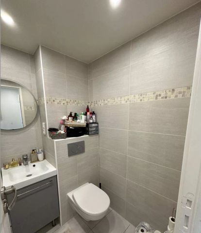 Studio à faibles charges dans une tour avec piscine - Photo 3