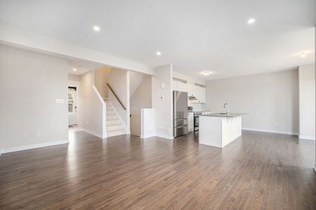 For Lease - 186 CONSERVANCY Drive, Barrhaven, Ontario - Photo 4