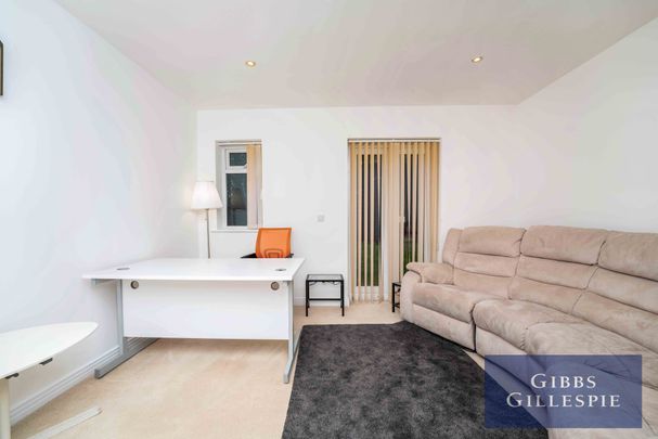 2 Bedroom Flat/Apartment to rent - Photo 1