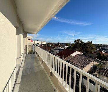 Location Appartement 5 pièces 98m² BORDEAUX 33200 - Photo 5