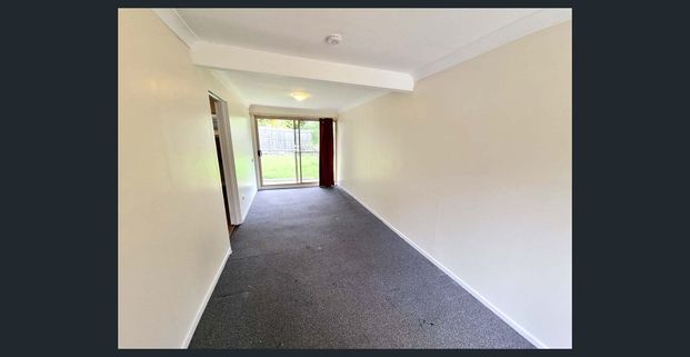 Experience Affordable Comfort in the Entire Lower Level at 4 Lanark St, Kenmore - Photo 1