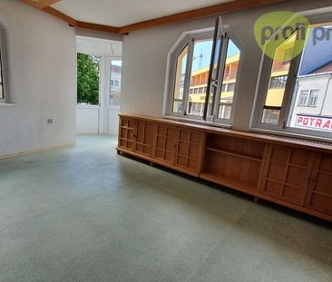 Pronájem bytu 4+1 113 m² - Fotografie 1