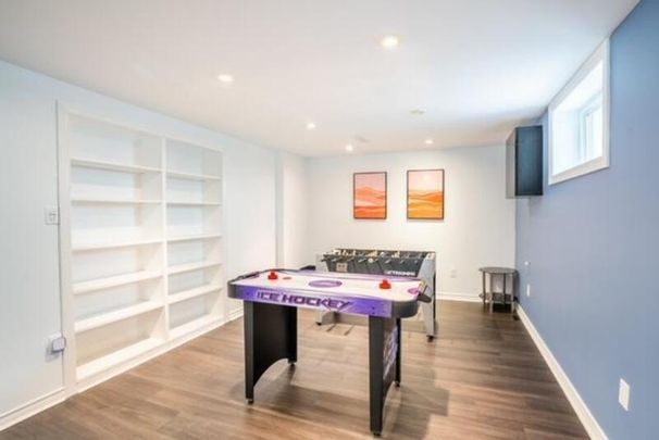 $3,649 / 4 br / 2 ba / 3400 sqft 11 McKay Rd - Photo 1