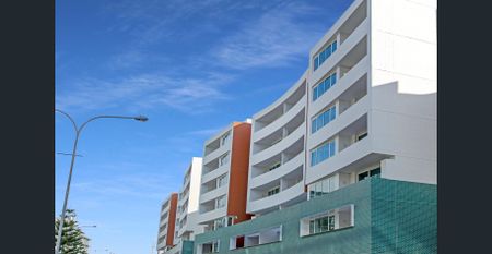 Luxurious 2 bedroom apartment in harbourside icon, LUME - Photo 5