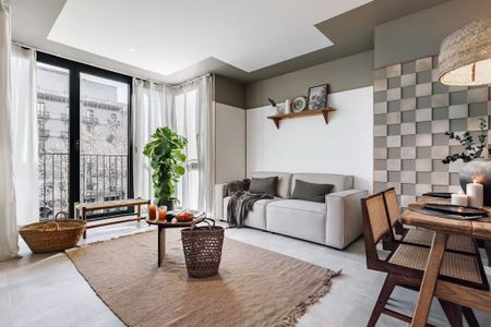 Gran Via de les Corts Catalanes, Barcelona, Catalonia 08011 - Photo 4