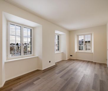 Moderne 2.5-Zimmer-Langzeit-Ferienwohnung im Dorfkern von Näfels - Photo 2