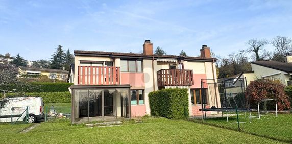 MAGNIFIQUE PROPRIÉTÉ AVEC VUE SUR LE LAC - Photo 2