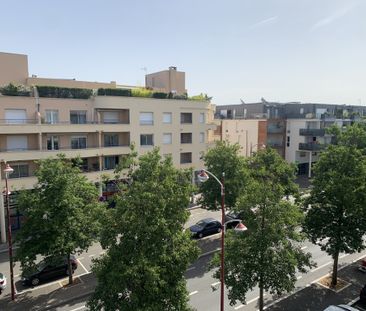 Location Appartement 1 pièce 24m² RODEZ 12000 - Photo 4