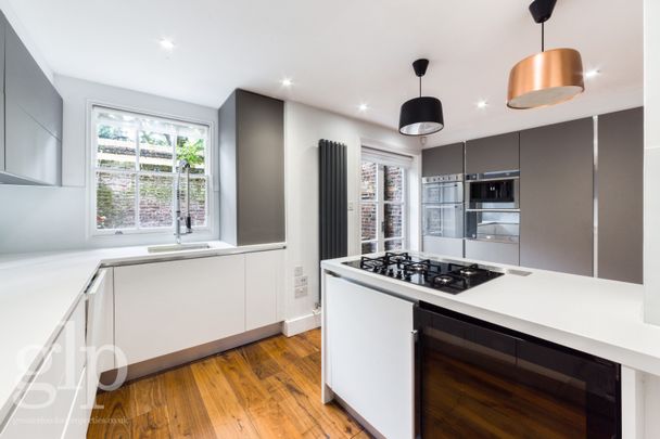 4 Bedroom Terraced, London, Greater London, W2 - Photo 1
