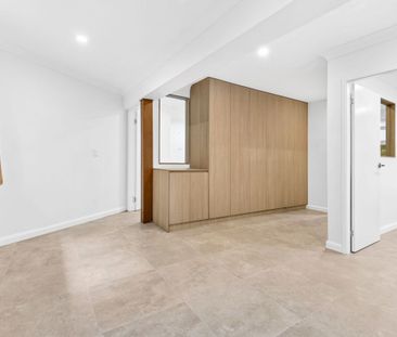 PERFECTLY SITUATED FLAT - Photo 5