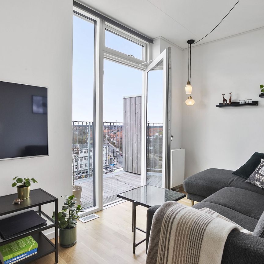 5-værelses rækkehus på toppen af Vanløse med både altan og terrasse - Photo 1