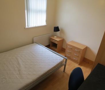 121 Wellesley Avenue Apt 2, Belfast, BT9 6ND - Photo 2