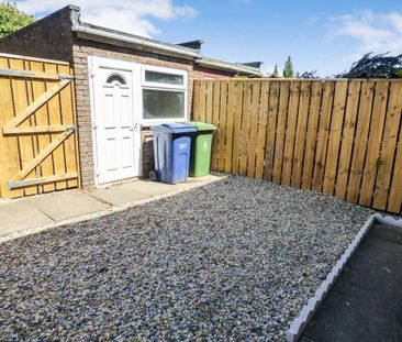 2 bed lower flat to rent in NE16 - Photo 4
