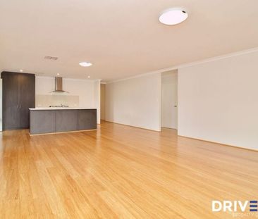 Modern Family Home in the Heart of Paradiso Estate - Photo 2