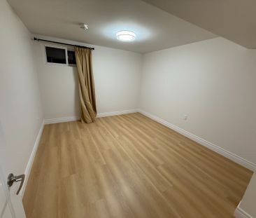 For Lease - 23 Beardmore Acres Unit# Basement, Toronto, Ontario - Photo 2