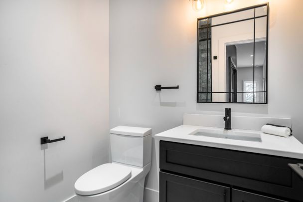 For Lease - 20 Alice Street Unit# 4, Blue Mountains, Ontario - Photo 1