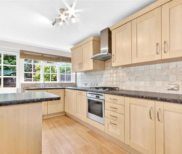 2 bedroom semi-detached house to rent - Photo 6