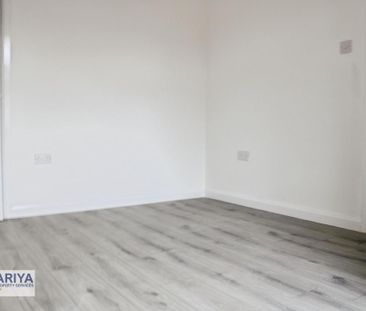 4 bedroom terraced house to rent - Photo 4