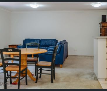 Inner City Living - Photo 3