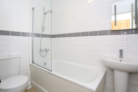 Flat to rent, Available unfurnished from 02/12/2024 - Photo 3