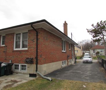 For Lease - 21 Black Creek Boulevard, Toronto, Ontario - Photo 2