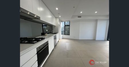 Live in the heart of Sydney Inner City - Photo 2