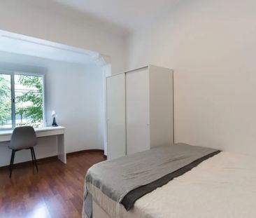 Carrer de Vallseca, Barcelona, Catalonia 08024 - Photo 4