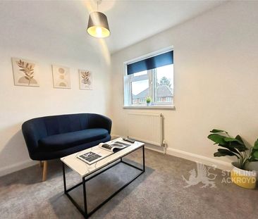 Rydes Avenue, Guildford, Surrey, GU2 9SR - Photo 2