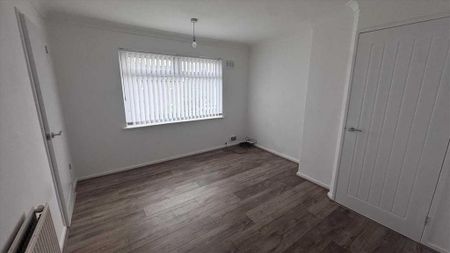 3 bedroom terraced house to rent - Photo 3