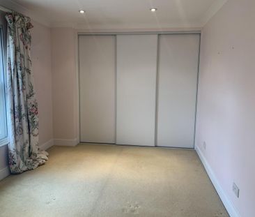 4 bedroom property to rent - Photo 3