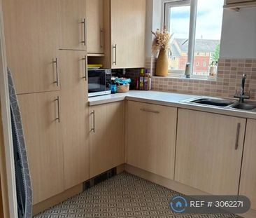 2 bedroom flat to rent - Photo 3