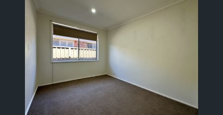 3 bedroom Family Home - Photo 2