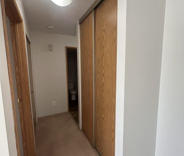 AVINLEA COURT 1BD / 1BA - Photo 6