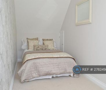 2 bedroom end of terrace house to rent - Photo 6