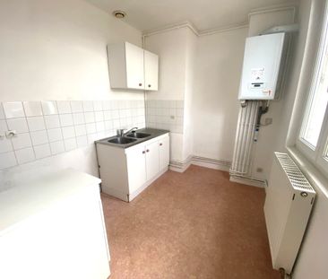 Location Appartement 3 pièces 60m² ROMANS SUR ISERE 26100 - Photo 4