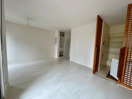 Location Appartement 1 pièce 29m² LIMOGES 87000 - Photo 2