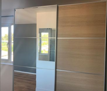 2 Bed Flat, Demesne Road, SM6 - Photo 2