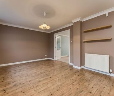 4 bedroom detached house to rent - Photo 6