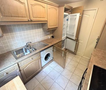 Mucklow Hill, Halesowen - Photo 3