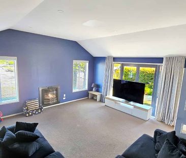 Four Bedroom Home In Parklands - Photo 1