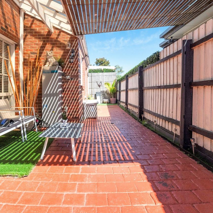 2/53 Landells Road, Pascoe Vale - Photo 1