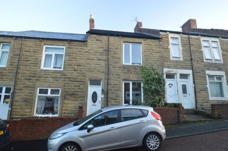 3 bedroom terraced house to rent - Photo 2