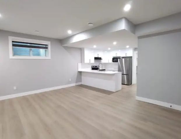 Brand New, Spacious 2 Bed & 1 Bath Basement Suite In Heritage Valley | 6109 Crawford Drive Southwest, Edmonton - Photo 1