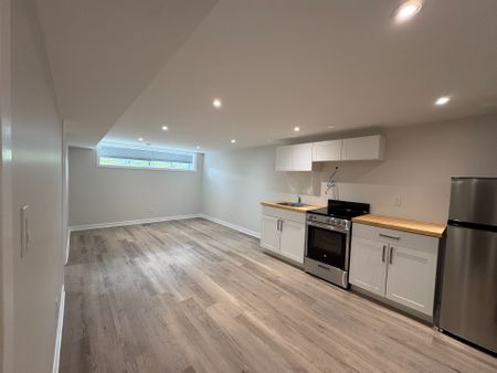 For Lease - 130 Duncanwood Drive Unit# BASEMENT, Toronto, Ontario - Photo 4