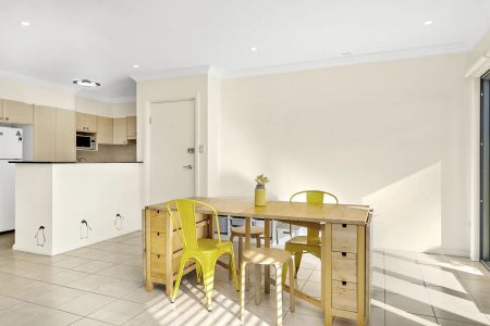 Stylish and supremely central living - Photo 2