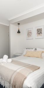 FULLY FURNISHED - SEE AGENT FOR AVAILABILITY - Photo 3