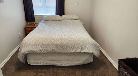 Character Home - Photo 2