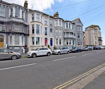 1 bedroom flat to rent - Photo 6