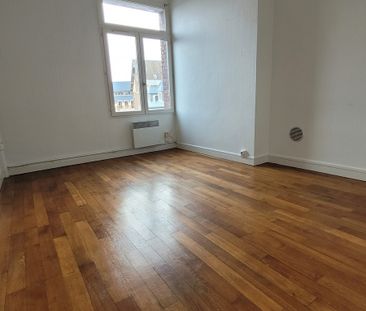 Location appartement T3 en Hyper Centre Ville au pied de la Cathédrale - Photo 2